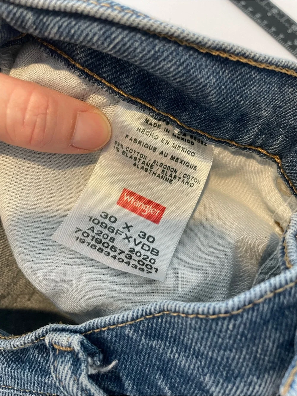 Wrangler Five Star Regular Fit with Flex Straight Leg Jeans 30x30
